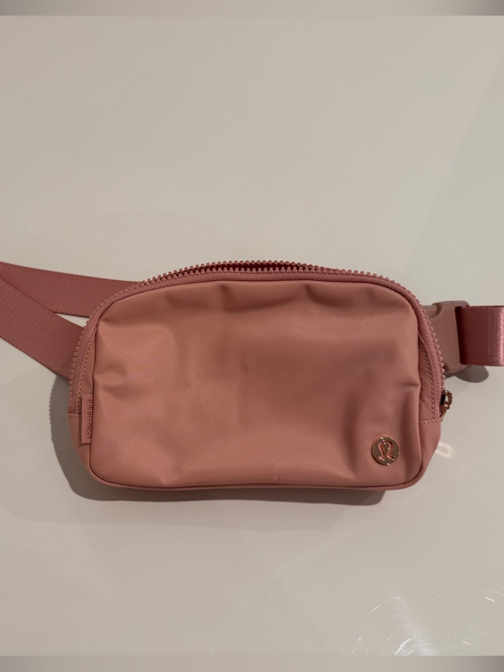 NEW lululemon athletica Dusty Pink Crossbody Pouch Everywhere Belt Bag 1L mauve